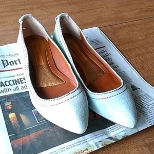 Calvin Klein mint flats, aprox 6.5 I think.